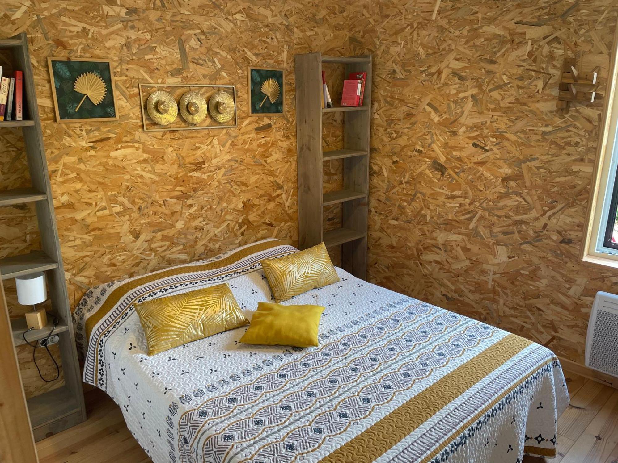 Gite Chalet Bois Bessuejouls 外观 照片